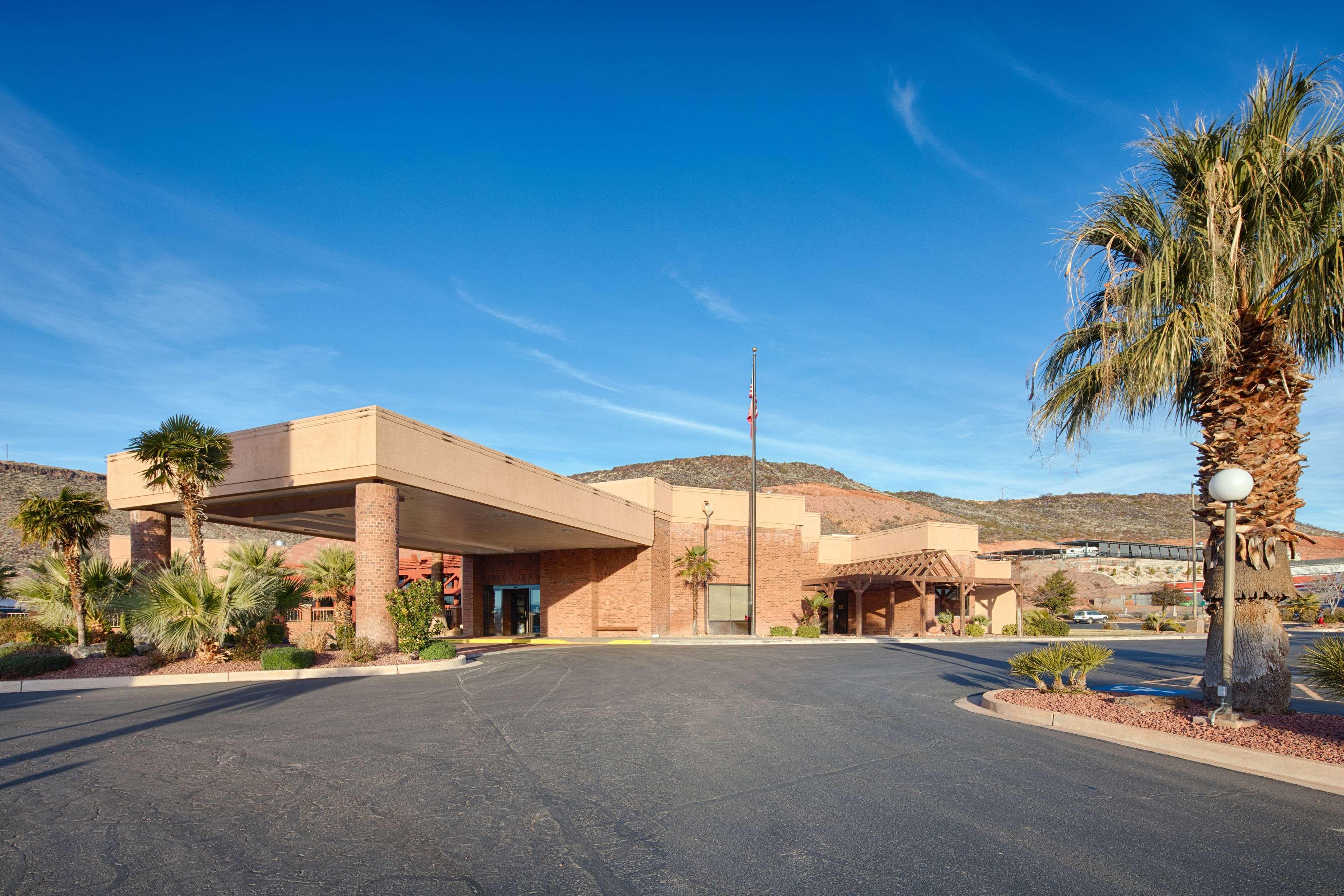 Red Lion Hotel And Conference Center St. George Exterior photo